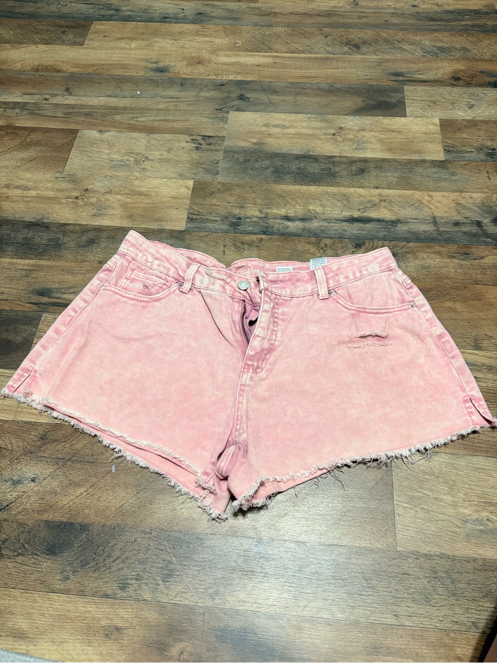 Time and Tru Pink Acid Wash Distressed Denim Shorts Size 14